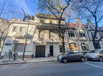 Casa · 304m² · 9 Ambientes · 1 Cochera · Venta Casa 9 Ambientes Flores