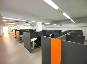 Oficina comercial · 740m² · 8 Cocheras · Call Center Oficina en Alquiler