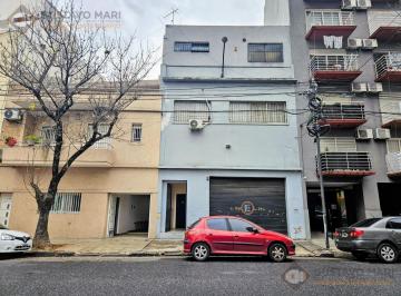 Depósito · 860m² · Excelente Planta en Tres Niveles. Mas de 900 m. Entrada Camiones Bajo Porte. Trifasica.