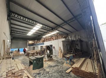 Bodega-Galpón · 300m² · 2 Cocheras · Galpón Industrial Apto Todo Rubro. San Fernando.