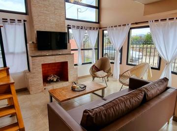 Casa de 10 ambientes, Trevelín · Complejo Turístico en Trevelin