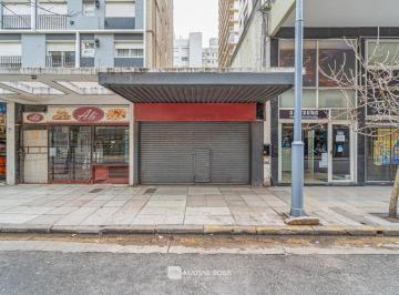 Local comercial · 160m² · 2 Ambientes · Venta - Gran Local Comercial - Planta Baja y Subsuelo - Zona Centro