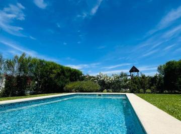 Casa · 165m² · 4 Ambientes · 2 Cocheras · Casa - San Rafael