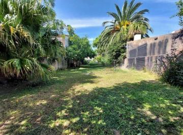 Casa · 112m² · 3 Ambientes · 1 Cochera · Venta Casa 3 Ambientes Cochera y Jardín, Olivos