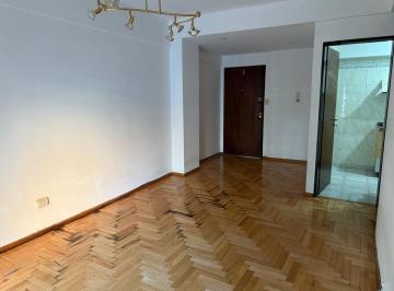 Departamento · 73m² · 3 Ambientes · 1 Cochera · Alquiler Depto 3 Amb. Villa Pueyrredon, Caba.