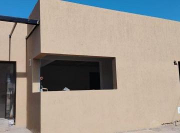 Casa · 173m² · 6 Ambientes · 1 Cochera · Casa 170 m² Cubiertos, Barrio Vista Oliva Maipú