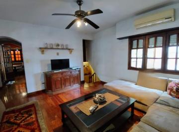 Departamento de 5 ambientes, Almagro · Penhouse de 5 Ambientes con Balcon Aterrazado en Almagro