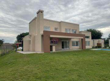 Casa · 312m² · 5 Ambientes · 1 Cochera · Casa en Alquiler en San Matias, Escobar, G. B. a. Zona Norte
