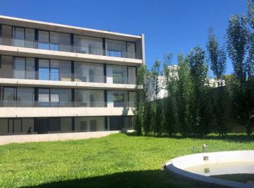 Departamento · 30m² · 1 Ambiente · Venta Alquilado Monoambiente Planta Baja con Patio Pileta Barrio Refinería
