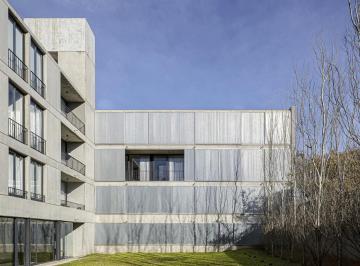 Departamento · 30m² · 1 Ambiente · Monoambiente en Planta Baja con Patio y Pileta – Barrio Refinería (Alquiler/venta)