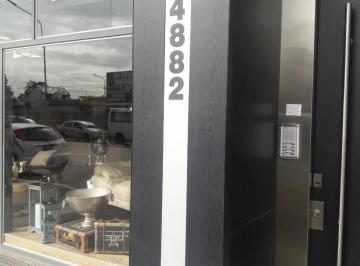 Oficina comercial · 70m² · Alquiler - Oficina Comercial - Av Rivadavia 14882 - Ramos Mejia