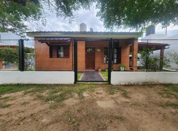 Foto · Casa a La Venta en Comuna de San Roque. (C392)
