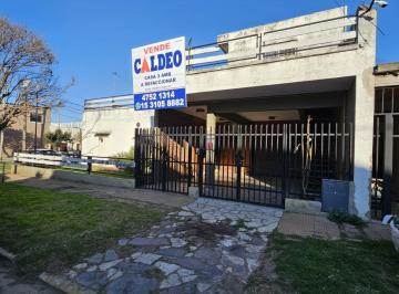 general-san-martin-villa-maipu-venta-casa-3-ambientes · Casa 3 Amb