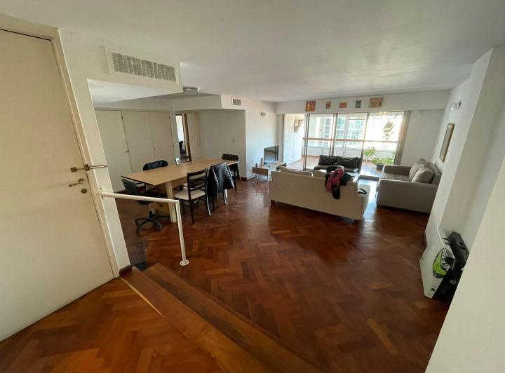 Departamento · 200m² · 3 Ambientes