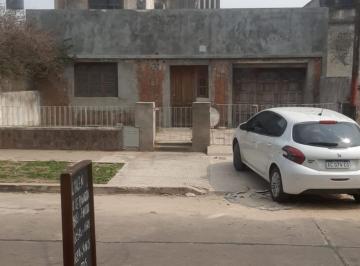 Casa de 6 ambientes, Rosario · Casa Importante en Mitad de Remodelacion en m. T. de Alvear Al 5500, Saladillo