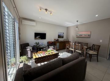 Departamento · 60m² · 3 Ambientes · 1 Cochera · 2 Hab/baño/balcon/cochera
