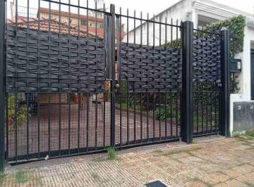 PH · 150m² · 4 Ambientes · 1 Cochera · Casa en Venta en Victoria, Amplia y Luminosa