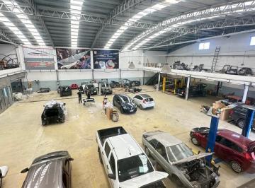 Depósito · 1929m² · Depósito en Camino Negro - Lomas de Zamora
