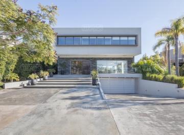 Casa · 525m² · 6 Ambientes · Venta Casa Al Río en Albanueva, Rincón de Milberg, Tigre
