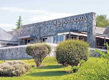Terreno · 1226m² · Venta Lote 1226 m² en La Arbolada Hollywood