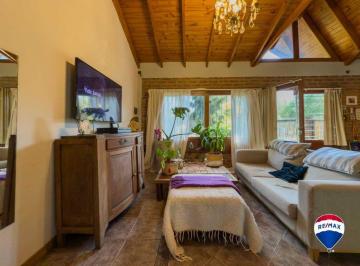 Casa · 80m² · 3 Ambientes · 2 Cocheras · Casa en Venta en Villa Elisa