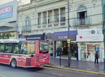 Local comercial , Flores · Av Rivadavia 6500