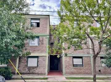 Departamento · 59m² · 3 Ambientes · 1 Cochera · 500 Entre 30 y 31 PH de 2 Dorm. en Venta, Gonnet