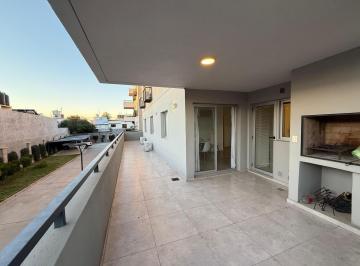 Departamento · 90m² · 3 Ambientes · 1 Cochera · Departamento en Alquiler Temporario en Housing Las Flores, 2 Dorm., 2 Baños, Terraza, Amenities