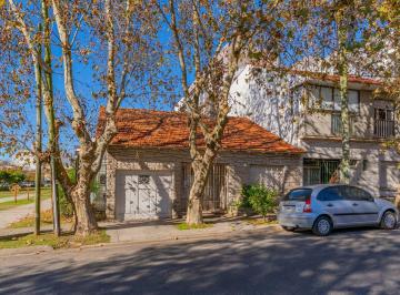 Terreno · 182m² · Lote - R4 - Chauvin