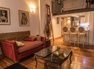 Departamento · 52m² · Venta. Loft en 2 Plantas en San Telmo con Patio de Época.