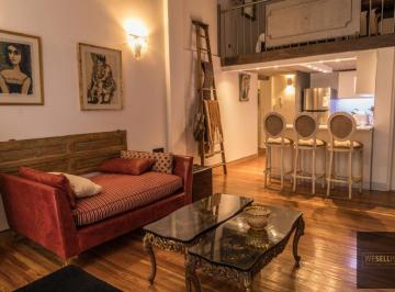 Departamento · 52m² · Venta. Loft en 2 Plantas en San Telmo con Patio de Época.