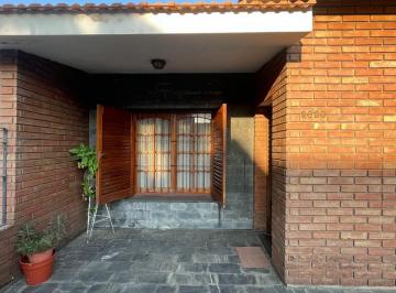 Casa de 3 ambientes, Córdoba · Retasado Casa 3 Dorm Apto Crédito