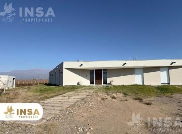 Casa · 300m² · 4 Dormitorios · Insa Ofrece Venta de Casa en The Vines Of Mendoza
