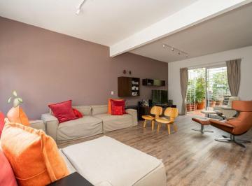 Casa · 153m² · 4 Ambientes · Casa 4 Amb. en Dos Plantas con Patio y Terraza
