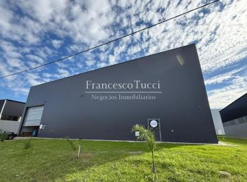 Bodega-Galpón · 1200m² · Galpón en Alquiler Parque Industrial Moreno