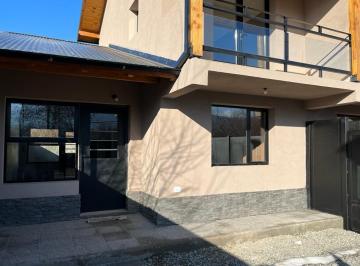 Departamento · 75m² · 3 Ambientes · 1 Cochera · Venta de Duplex a Estrenar en El Bolsón