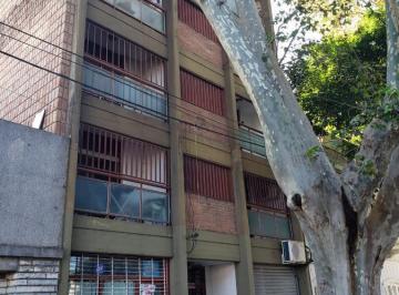 Departamento · 56m² · 3 Ambientes · Alquiler - Departamento - 2 Dorm. - Servando Bayo 780 - Rosario
