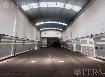 Bodega-Galpón · 250m² · Venta de Galpón en Villa Dominico