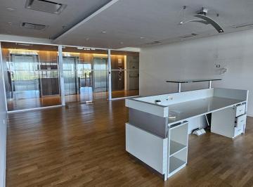 Oficina comercial · 495m² · 12 Cocheras · Oficina Aaa de Categoría en Vicente Lopez