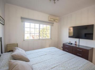 Casa · 90m² · 4 Ambientes · 1 Cochera · Venta Duplex Carapachay