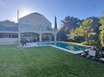 Casa de 5 ambientes, Berazategui · Casa en Alquiler - Fincas de Iraola 1