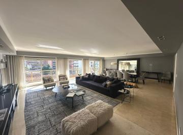 Departamento · 225m² · 5 Ambientes · 1 Cochera · 5 Ambientes con Dependencia y Cochera Doble. en Venta!