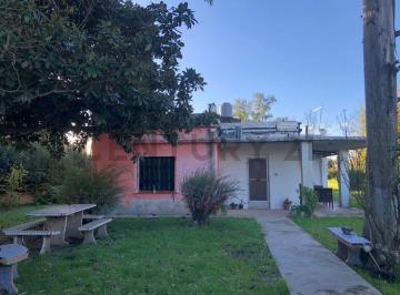 Quinta vacacional · 2373m² · 3 Ambientes · 2 Cocheras · Venta Casa Quinta en Guernica.