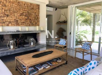 Foto1 · Casa en Venta de 3 Dorm. con Amplio Jardín en José Ignacio