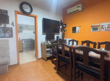 PH · 42m² · 3 Ambientes · PH 3 Ambientes Venta con Patio Bernal Oeste