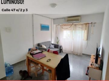 Departamento de 3 ambientes, La Plata · 47 E/ 2 y 3. Vendo Depto Dos Dormitorio y Dependencias Al Contrafrente.