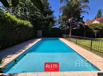 Casa · 200m² · 6 Ambientes · 2 Cocheras · Casa en Venta y Alquiler en Quintas del Sol