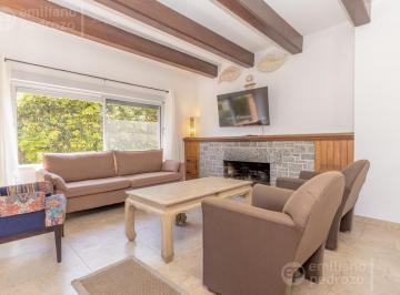 Casa · 360m² · 9 Ambientes · 1 Cochera · Casa Venta 7 Dorm. Peninsula Punta del Este