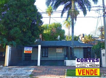 Casa de 5 ambientes, Corrientes · Casa Amplia y Comoda. Perugorria Al 500