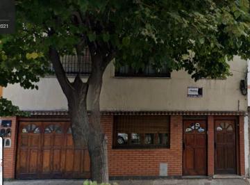 frente · Casa PH a Reciclar Parcial, Al Frente con 3 Hab. 2,5 Baños, Patio, Cochera y Gran Terraza, Apto Cred